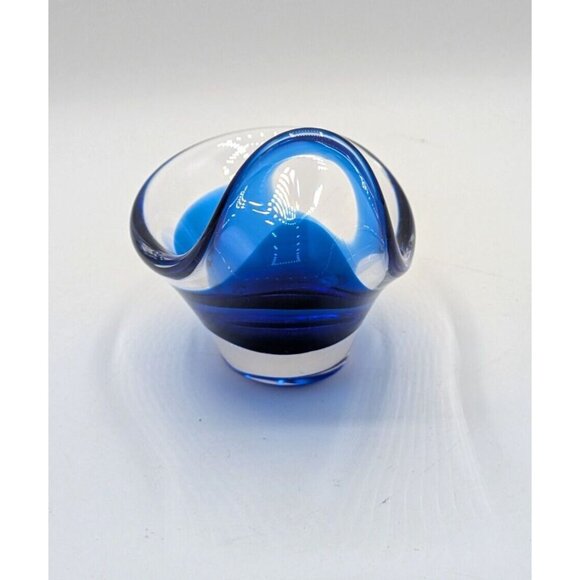 Flygsfors Coquille Cobalt Blue Cased Blown Art Glass Bowl Sweden Signed Vtg 5" - Picture 4 of 9